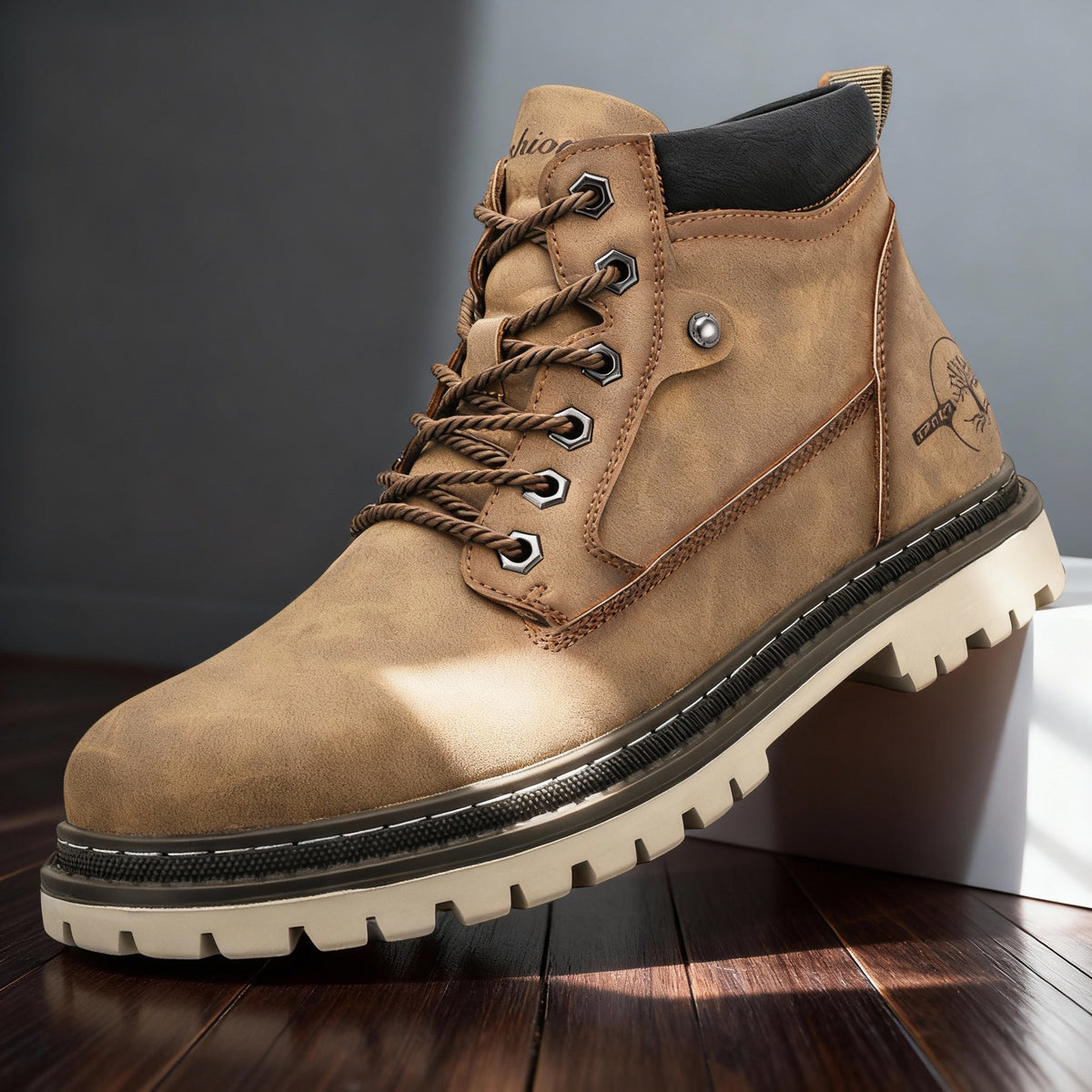 Ashford | Men Lace Up Boots With Metal Bolt Eyelets, Khaki / 5