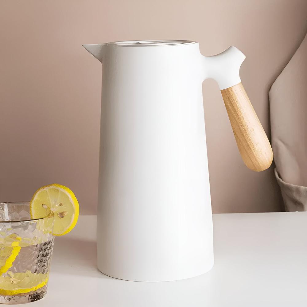 NordicTherm – Insulated Carafe with Wooden Handle for Stylish Enjoyment