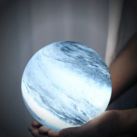 LunaCrystal – Elegant Glass Moon Lamp with Enchanting Cosmic Details for Atmospheric Spaces