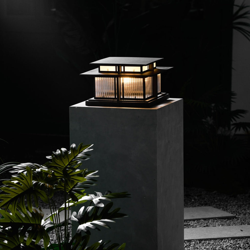 Boilyn Pillar Outdoor Light