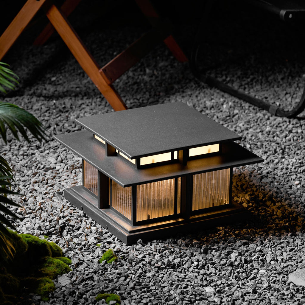 Boilyn Pillar Outdoor Light