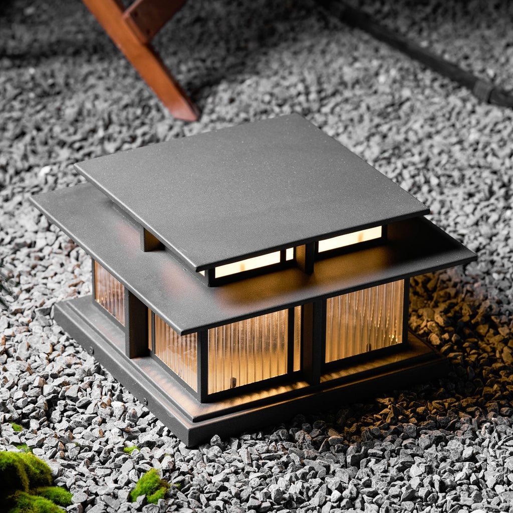 Boilyn Pillar Outdoor Light