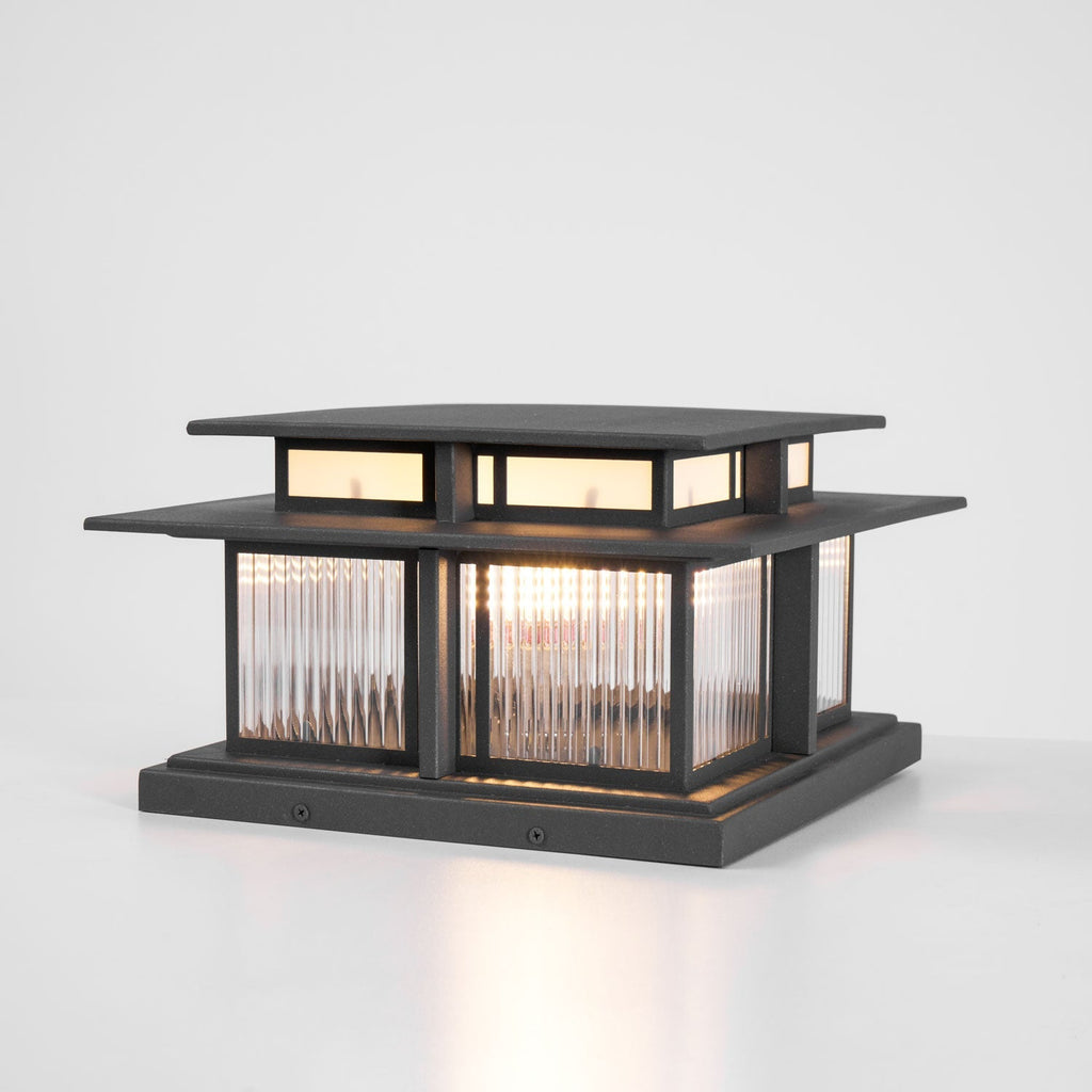 Boilyn Pillar Outdoor Light