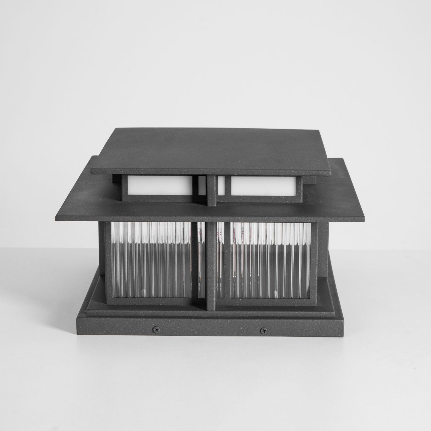 Boilyn Pillar Outdoor Light