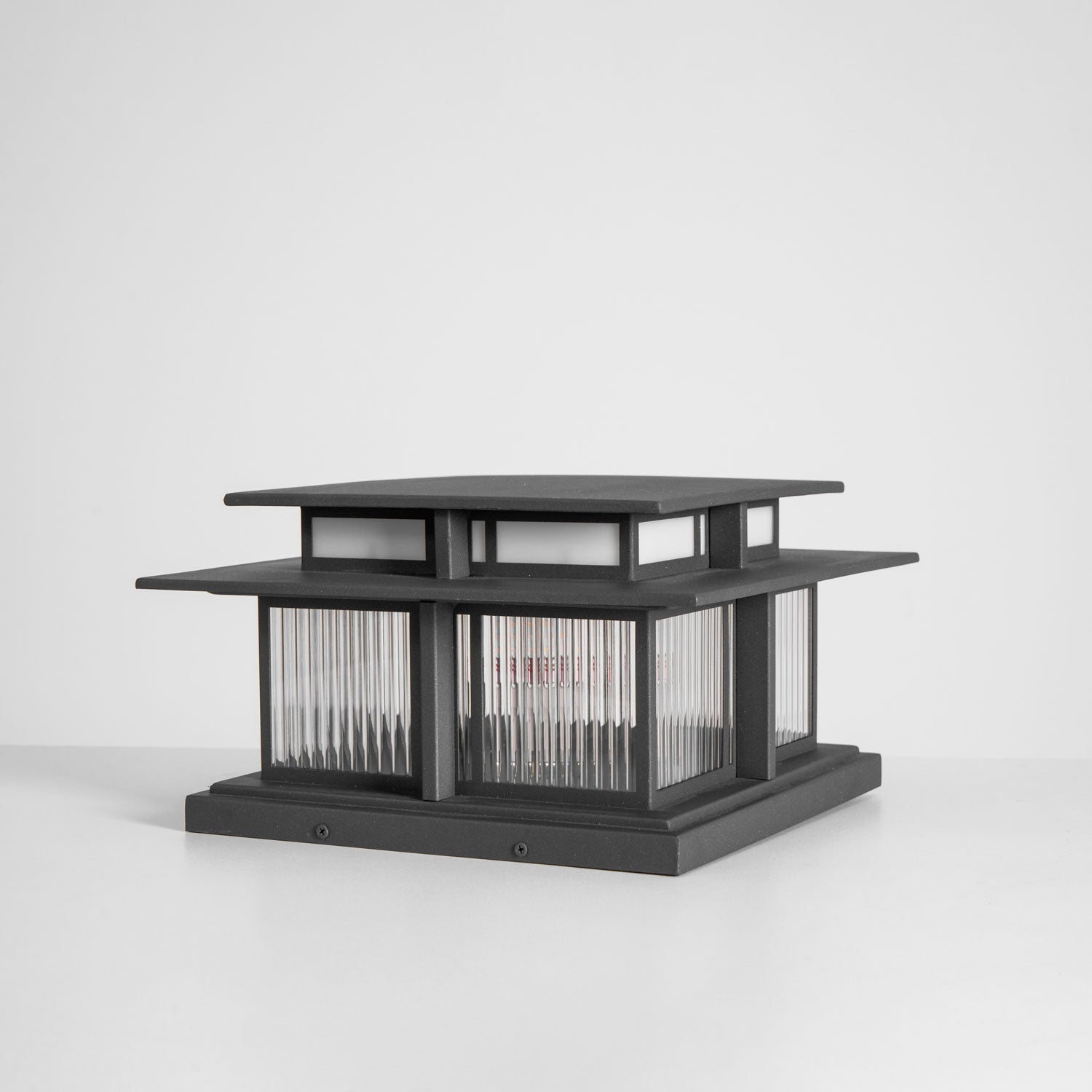 Boilyn Pillar Outdoor Light