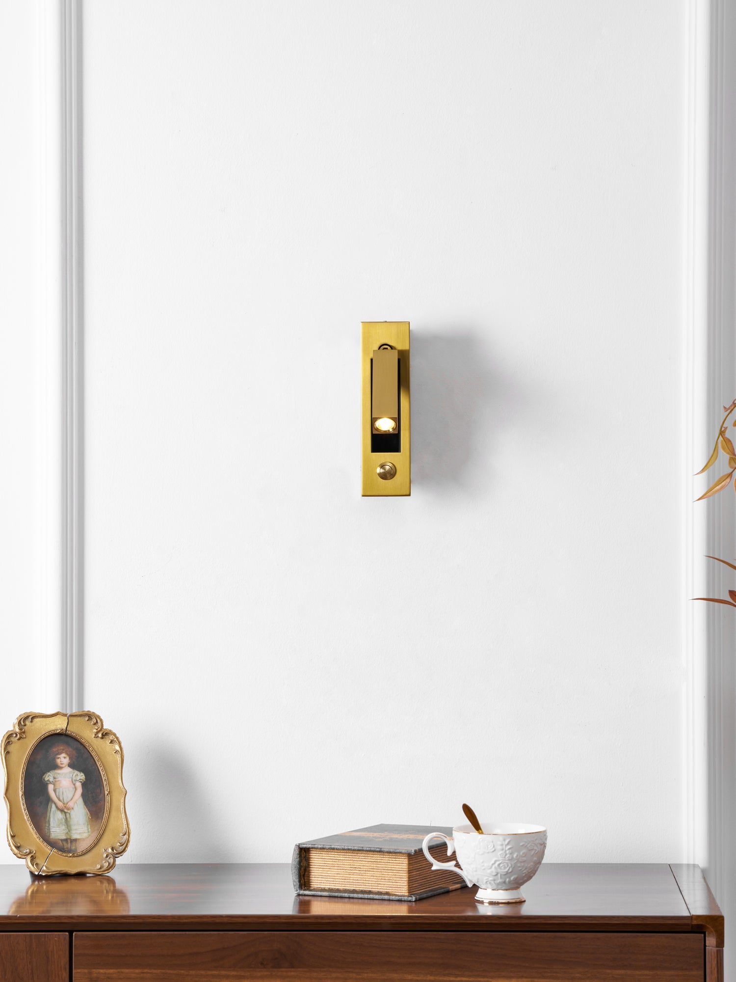 Embedded Bedside Sconce