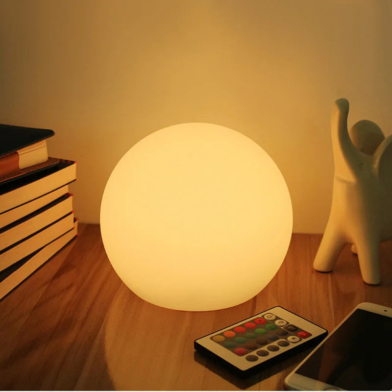 LumiGlobe – Wireless LED Table Lamp with 16 Colors for Atmospheric Lighting