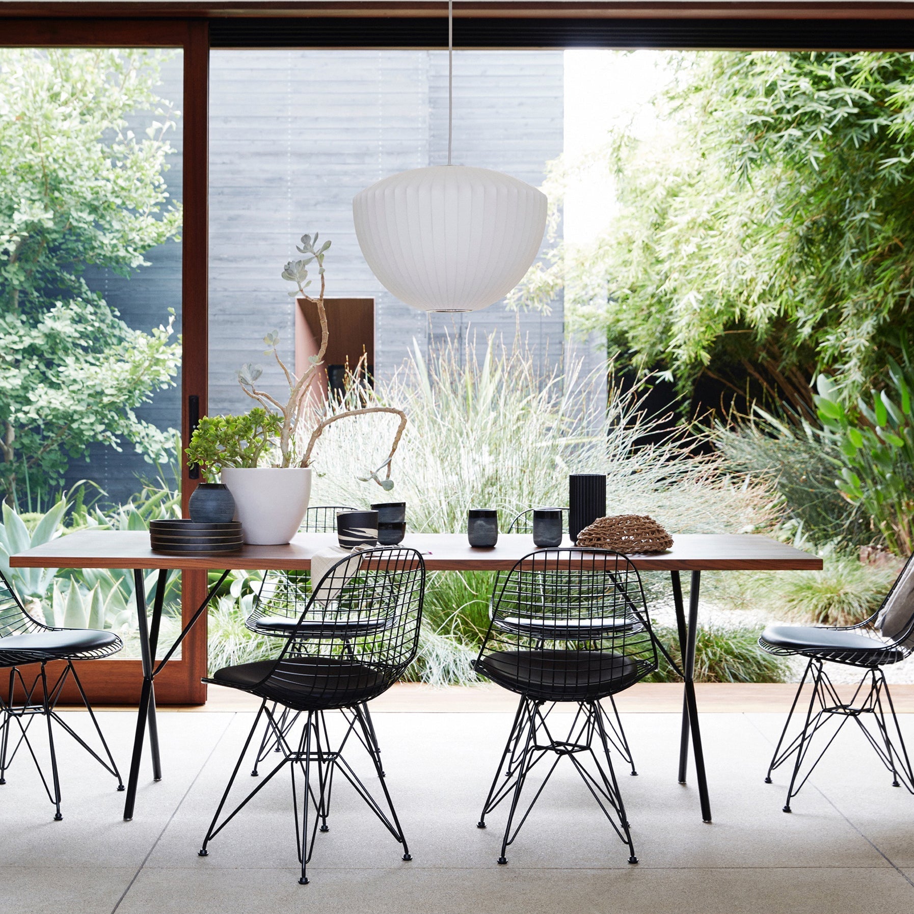 Crisscross Bubble Pendant Light