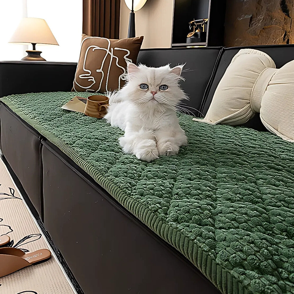 Quilted Sofa Cover with Non-Slip Design and Fleece Texture