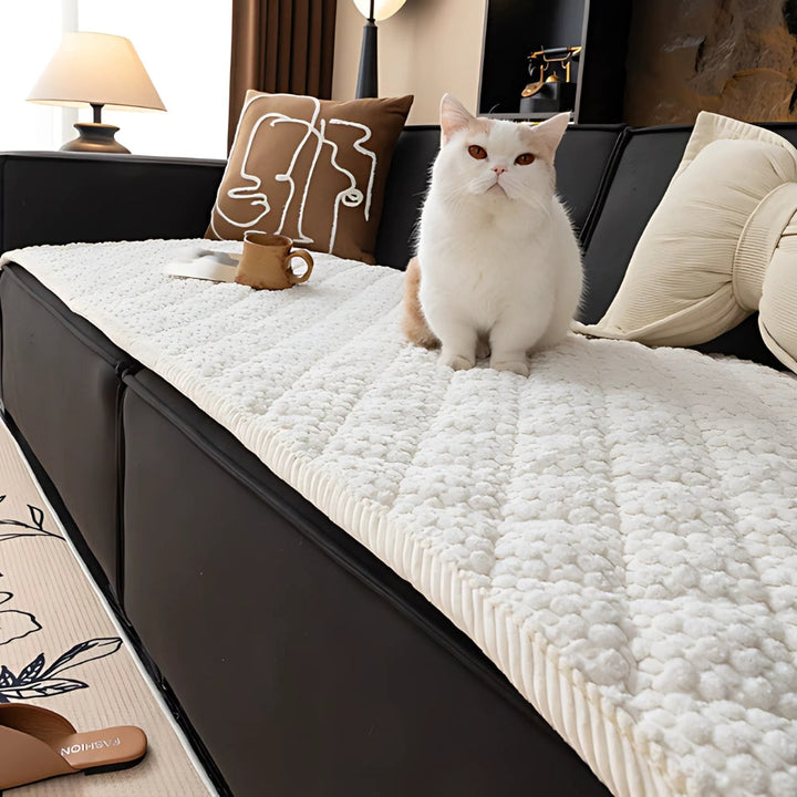 Quilted Sofa Cover with Non-Slip Design and Fleece Texture
