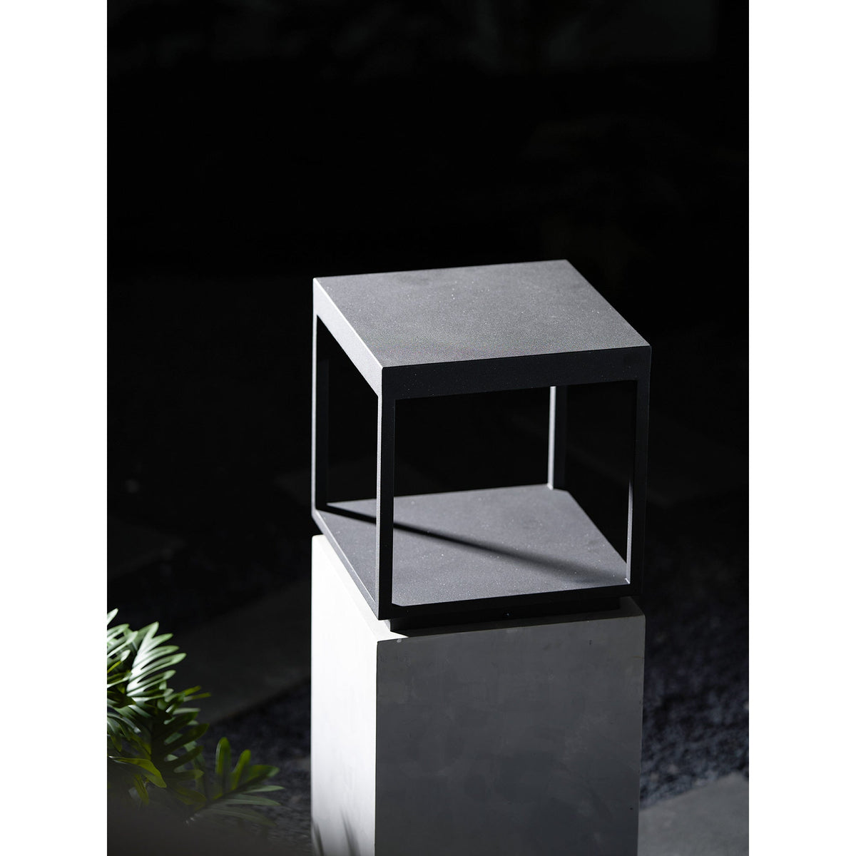 Square Frame Post Outdoor Light