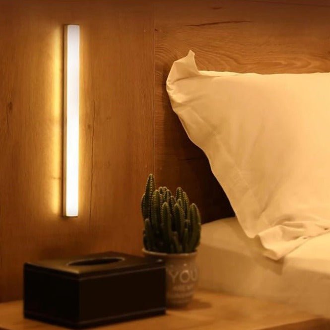Wireless LED Wall Light – Minimalist Design for Hallway and Living Room