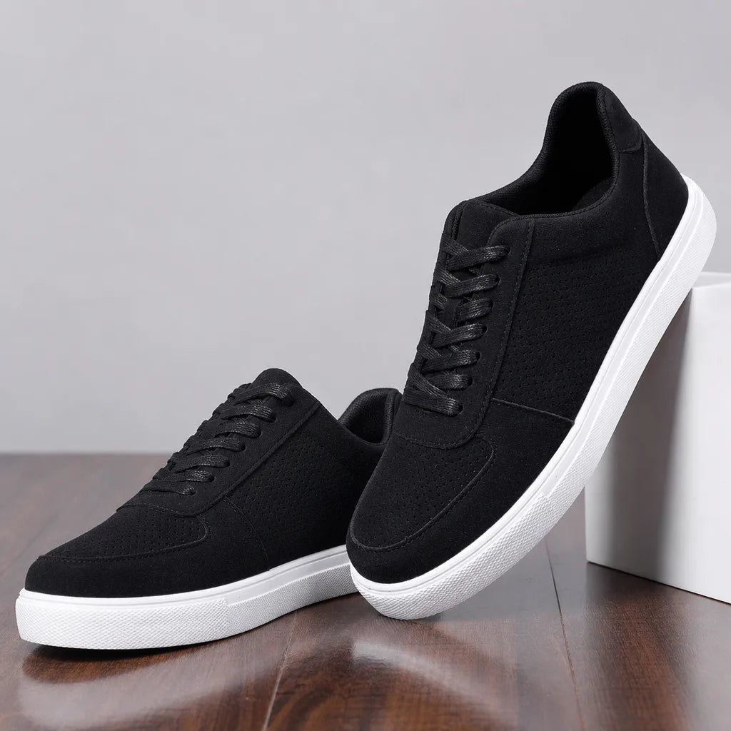 Elijah Perforated Sneakers - Color:Black;Size:39