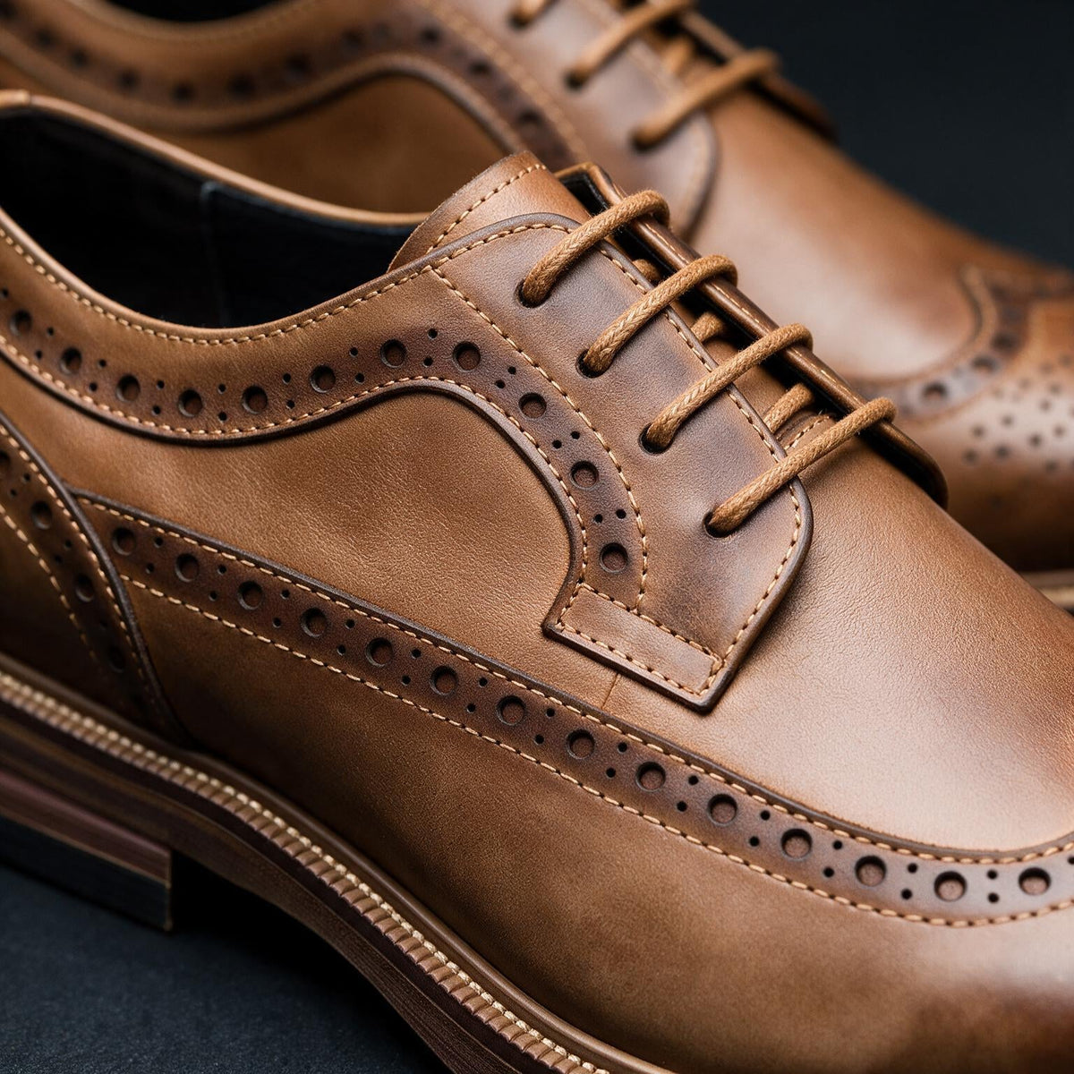 Owen | Men Grained Brogue Derbies With Welt Stitching Reinforced Panels Waxed Laces And Cushioned Interior