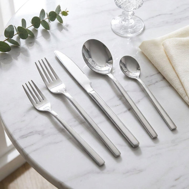 30-Piece Minimalist Stainless Steel Cutlery Set