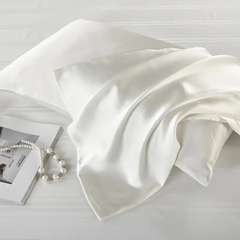 Luna - Silk Pillowcase Set with 2 Pieces for Restful Sleep