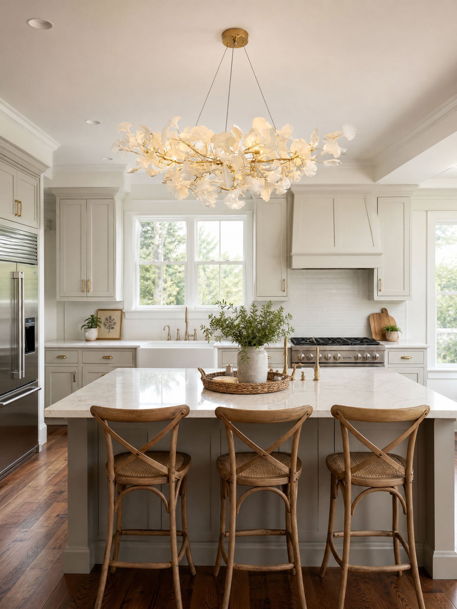 Horizon Bloom Gingko Chandelier